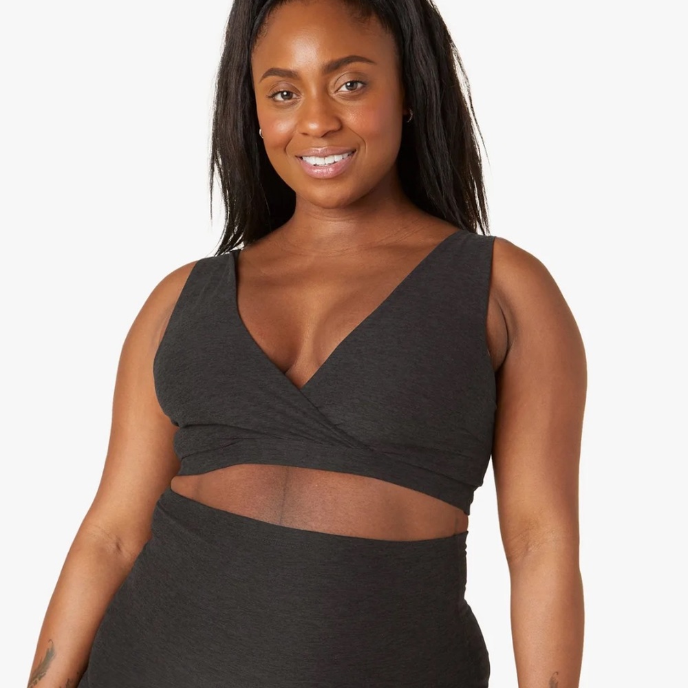 NWT Beyond Yoga Spacedye Criss Crossover Maternity Nursing Bra